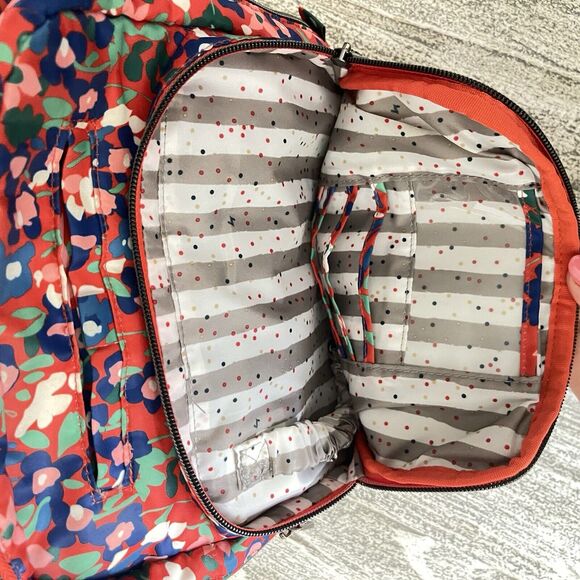 LUG $99 Ranger Quilted Embroidered Red Floral Crossbody Bag Purse READ! - Picture 10 of 16